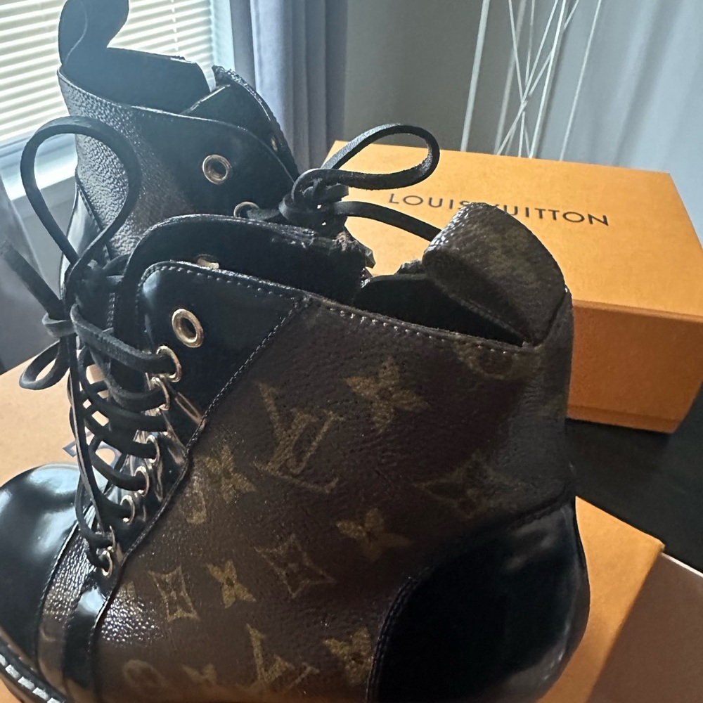Louis Vuttion Star Trail Ankle Boots 38.5 - Picture 4 of 10